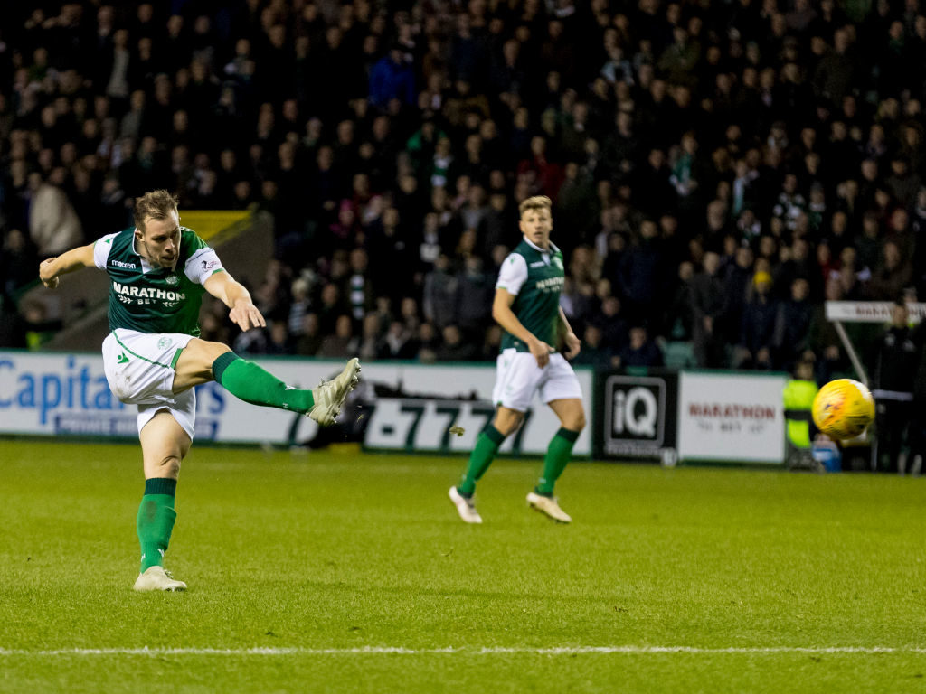 29th December 2018, Easter Road, Edinburgh, Scotland; Ladbrokes Premiership football, Hibernian versus Heart of Midlothian; Steven Whittaker of Hibernian takes a shot at goal