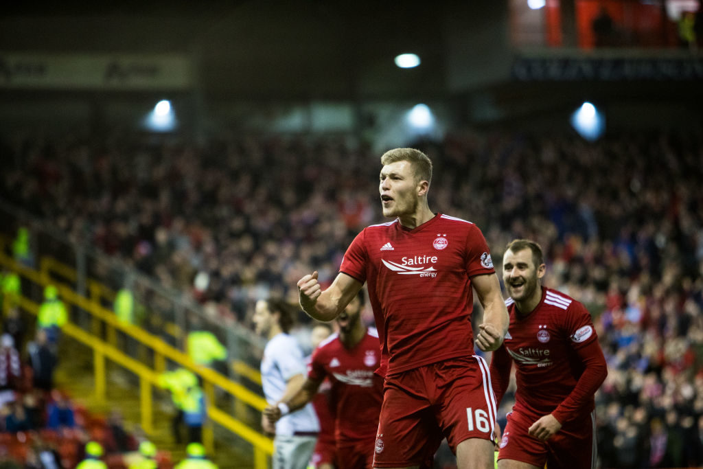 ABERDEEN, SCOTLAND - DECEMBER 22: Sam Cosgrove of Aberdeen makes it 2-0 during the Ladbrokes Scottish Premiership match between Aberdeen and Hearts at Pittodrie Stadium on December 22, 2018 in Aberdeen, Scotland.