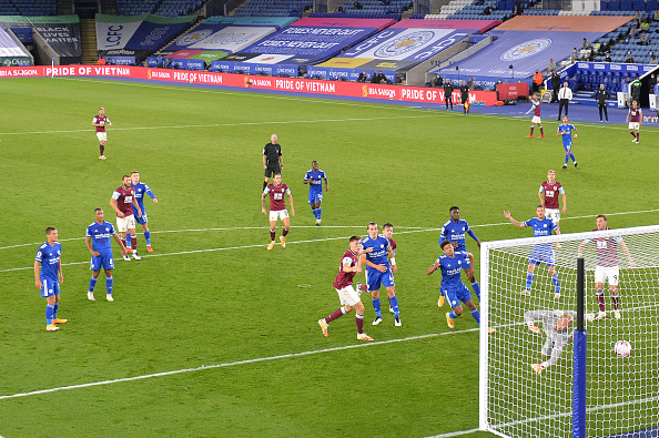 Leicester City v Burnley - Premier League
