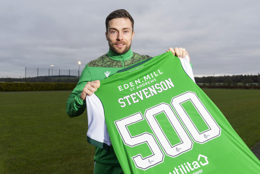 hibs lewis stevenson