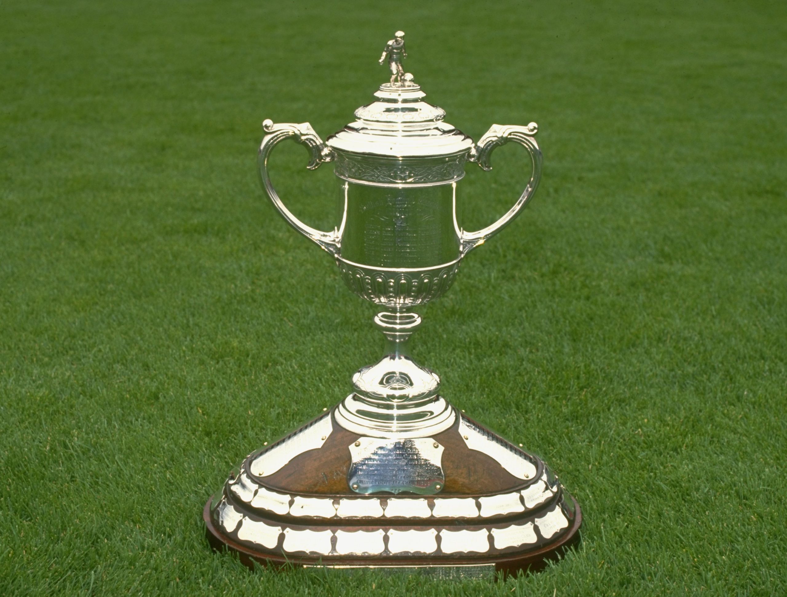 1990:  General view of the Scottish FA Cup Trophy.  Mandatory Credit: Allsport UK /Allsport