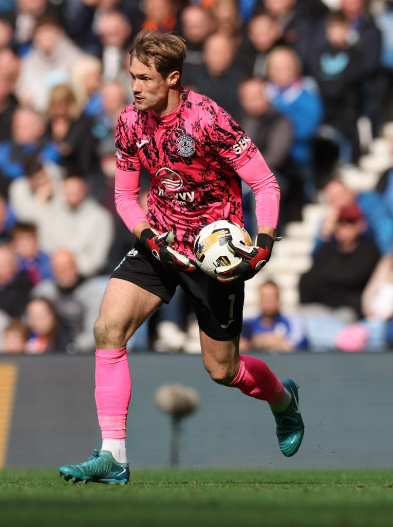 Rangers FC v Hibernian FC - William Hill Premiership